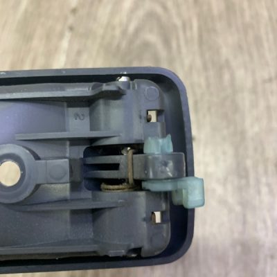 Ручка двери внутренняя Daihatsu Terios 2003 внедорожник, Перед., Прав. - изображение 6