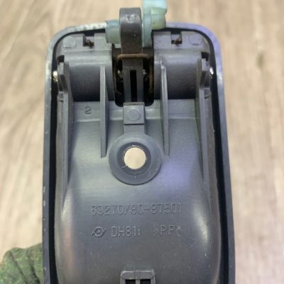 Ручка двери внутренняя Daihatsu Terios 2003 внедорожник, Перед., Прав. - изображение 7