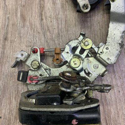 Замок двери Daihatsu Terios 2003 внедорожник Задн. Прав. - изображение 6