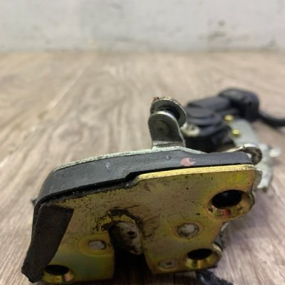 Замок двери Daihatsu Terios 2003 внедорожник Задн. Прав. - изображение 7