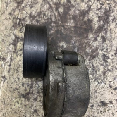 Ролик натяжной Volvo C30 2007 D4204T - изображение 2