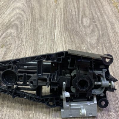 Ручка двери внешняя Opel Astra J 2015 универсал Задн. Лев. - изображение 2