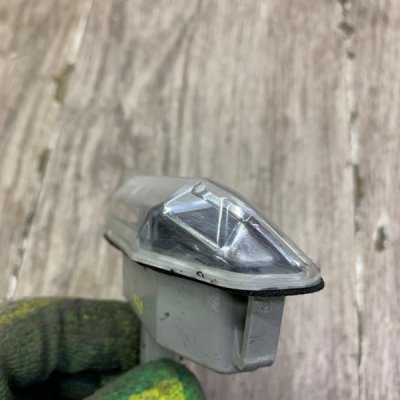 Фонарь подсветки номера Lexus IS 220 2009 седан Задн. Лев. - изображение 5