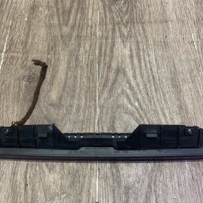 Стоп-сигнал крышки багажника Volkswagen Sharan 2002 минивэн Задн. - изображение 5