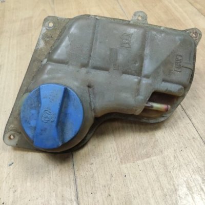 Бачок расширительный Audi А4 В5 1996 седан Перед. - изображение 8