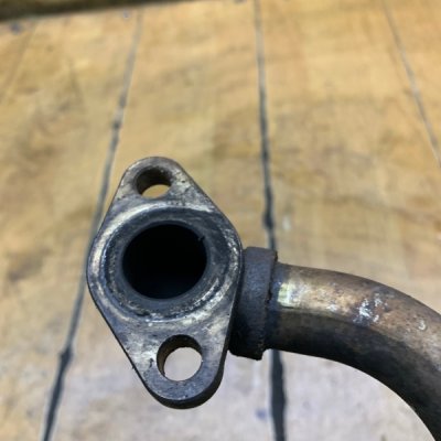 Патрубок EGR Hyundai i40 2012 D4FD - изображение 3