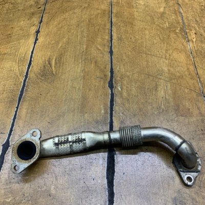 Патрубок EGR Volkswagen Golf 5 2006 хетчбэк 5-ти дв. BXE - изображение 3