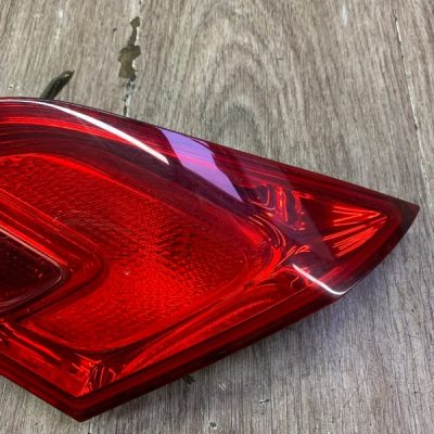 Фонарь крышки багажника Opel Astra J 2010 хетчбэк 5-ти дв., Задн., Прав. - изображение 3