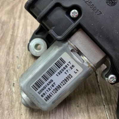 Мотор дворников Opel Astra J 2010 хетчбэк 5-ти дв. Задн. - изображение 5