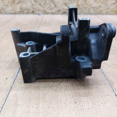 Кронштейн двигателя Rover 25 2004 14K4M - изображение 6