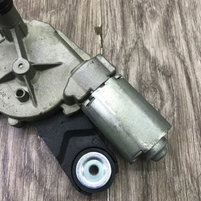 Мотор дворников Mazda 3 2006 хетчбэк 5-ти дв. Задн. - изображение 4