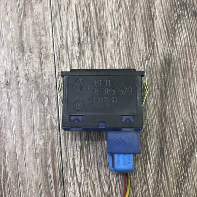 Кнопка открывания багажника BMW X5 E53 2002 внедорожник Задн. - изображение 3
