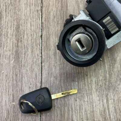 Замок зажигания Opel Corsa D 2009 - изображение 10