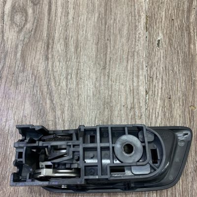 Ручка двери внутренняя Mazda 6 2009 хетчбэк-5ти дв., Перед., Прав. - изображение 4
