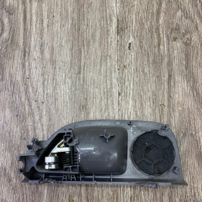 Ручка двери внутренняя Volvo V50 2004 Универсал, Задн., Прав. - изображение 4
