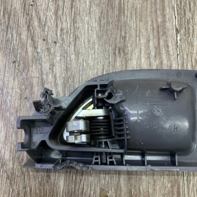 Ручка двери внутренняя Volvo V50 2004 Универсал, Задн., Прав. - изображение 5