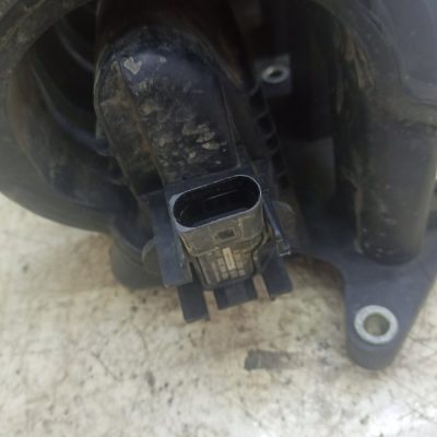 Коллектор впускной Volkswagen Golf 5 2004 BCA 1.4 - изображение 6