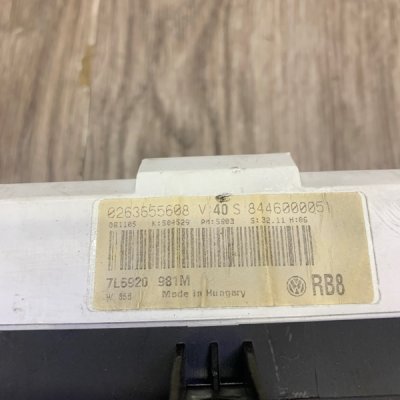 Панель приборов Volkswagen Touareg 2006 BAC - изображение 2