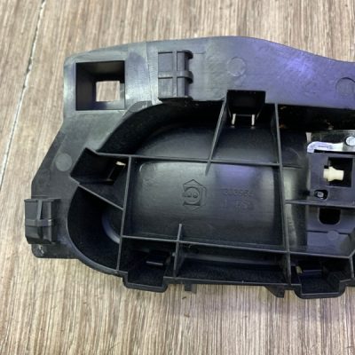 Ручка двери внутренняя Peugeot 207 2009 кабрио, Перед., Прав. - изображение 6
