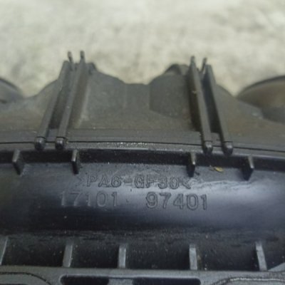 Коллектор впускной Daihatsu Terios 2003 внедорожник K3-VE - изображение 3
