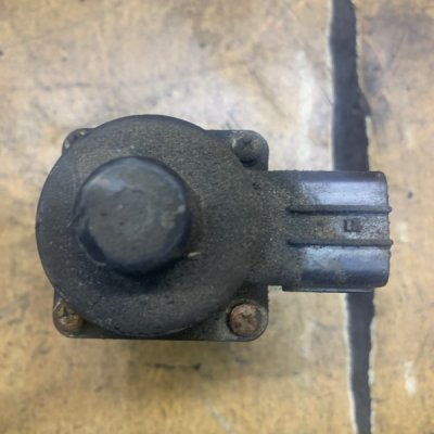 Клапан EGR (ЕГР) Subaru Forester 2005 универсал EJ202 - изображение 2