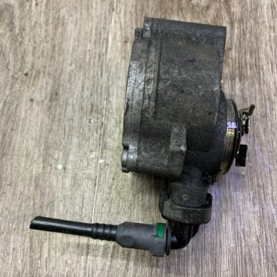Вакуумный насос Peugeot 207 2007 9HZ(DV6TED4) - изображение 2