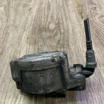 Вакуумный насос Peugeot 207 2007 9HZ(DV6TED4) - изображение 4