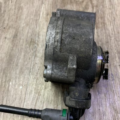 Вакуумный насос Peugeot 207 2007 9HZ(DV6TED4) - изображение 5