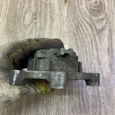 Натяжитель ремня генератора Peugeot 207 2007 9HZ(DV6TED4) - изображение 4