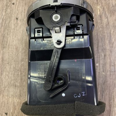 Дефлектор обдува салона Opel Antara 2007 Z20DMH Внедорожник - изображение 2