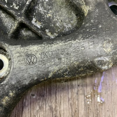 Кронштейн кондиционера Volkswagen Golf 5 2007 BLF - изображение 2