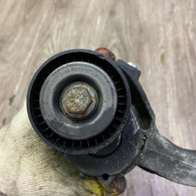 Кронштейн кондиционера Volkswagen Golf 5 2007 BLF - изображение 8