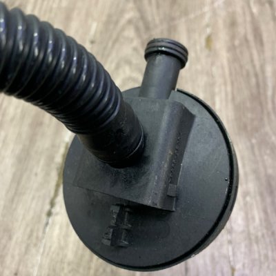 Сапун Volkswagen Golf 5 2007 BLF - изображение 2