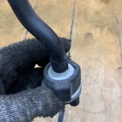 Клапан вентиляции топливного бака Volkswagen Golf 5 2008 BLF - изображение 3