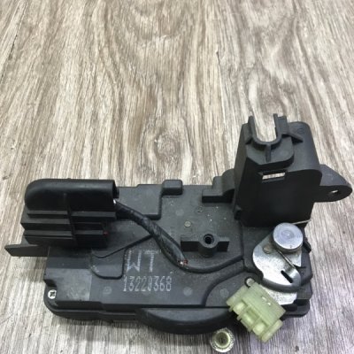 Замок двери Opel Astra H 2005-2012 хетчбэк 3-х дв. Перед. Прав. - изображение 1