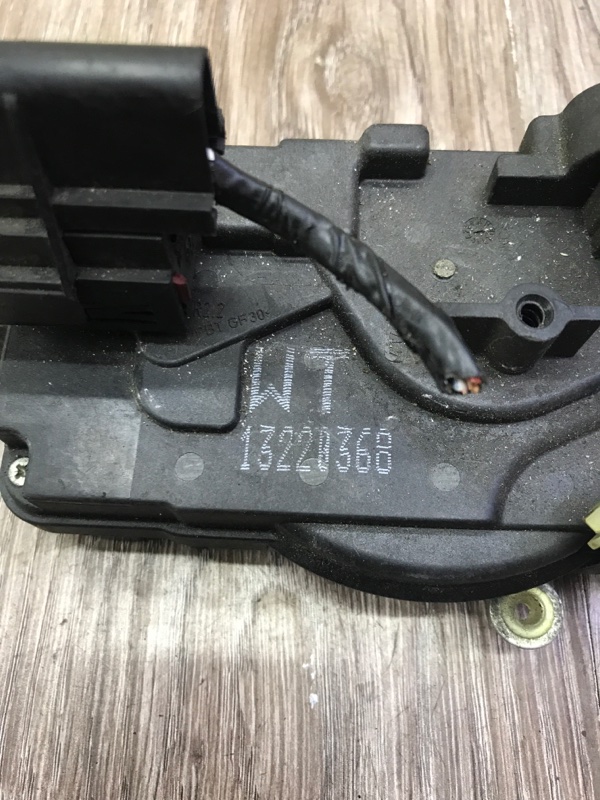 Замок двери Opel Astra H 2005-2012 хетчбэк 3-х дв. Перед. Прав.