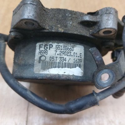 Вакуумный насос Opel Vectra C 2006 Z19DTH - изображение 2