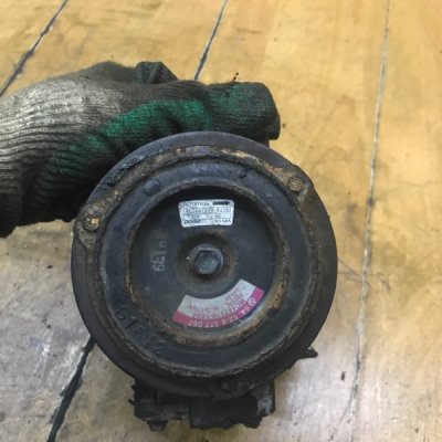 Компрессор кондиционера Land Rover Range Rover 2003 M62B44 - изображение 2