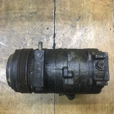 Компрессор кондиционера Land Rover Range Rover 2003 M62B44 - изображение 4