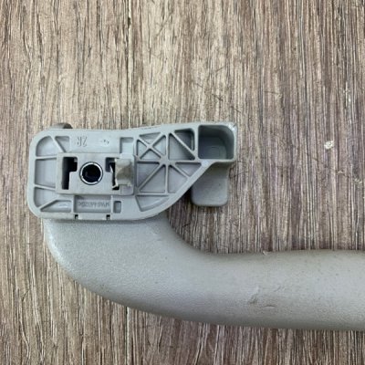 Ручка потолка Opel Astra H 2007 универсал Z16XEP Задн. Лев. - изображение 4