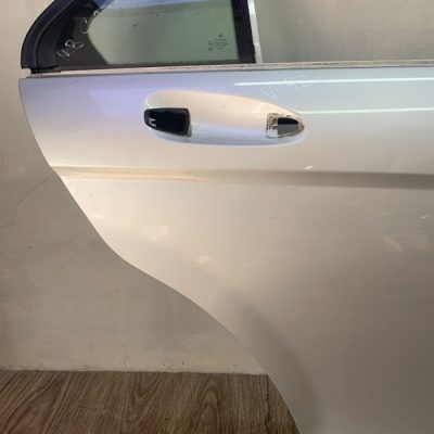 Дверь Mercedes C-Class 2008 W204, Задн., Прав. - изображение 6