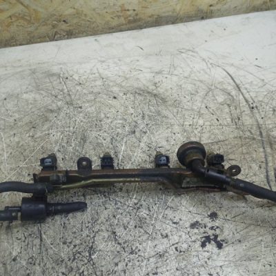 Топливная рампа Honda Civic 2003 D16V1 - изображение 3