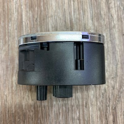 Кнопка открывания багажника Mercedes-Benz E-Class 2003 W211 Перед. - изображение 2