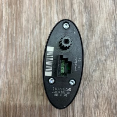 Кнопка открывания багажника Mercedes-Benz E-Class 2003 W211 Перед. - изображение 4