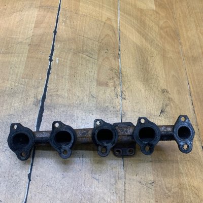 Коллектор выпускной Peugeot 407 2007 9HZ(DV6TED4) - изображение 2