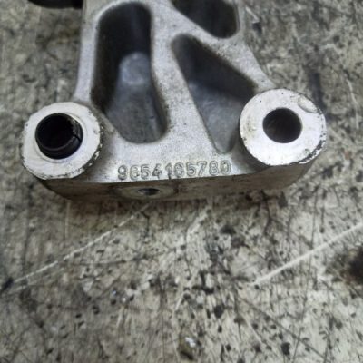 Кронштейн двигателя Peugeot 207 2007 EP3(8FS) - изображение 2