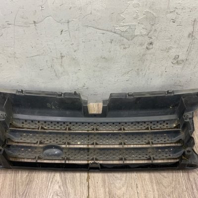 Решетка радиатора Land Rover Range Rover Sport 2004 внедорожник Перед. - изображение 2