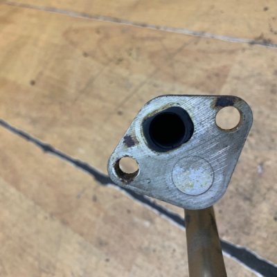 Патрубок EGR Volkswagen Golf 5 2005 BCA 1.4 - изображение 2