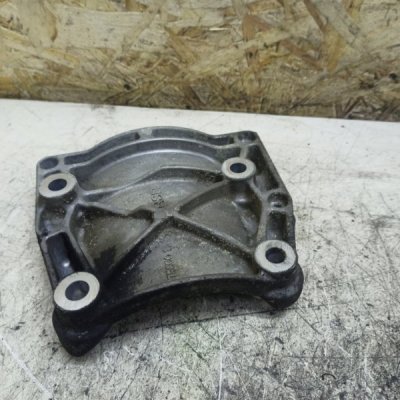 Кронштейн кондиционера Honda Civic 2009 N22A2 - изображение 2
