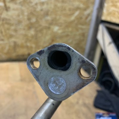 Патрубок EGR Volkswagen Golf 5 2004 BCA 1.4 - изображение 3